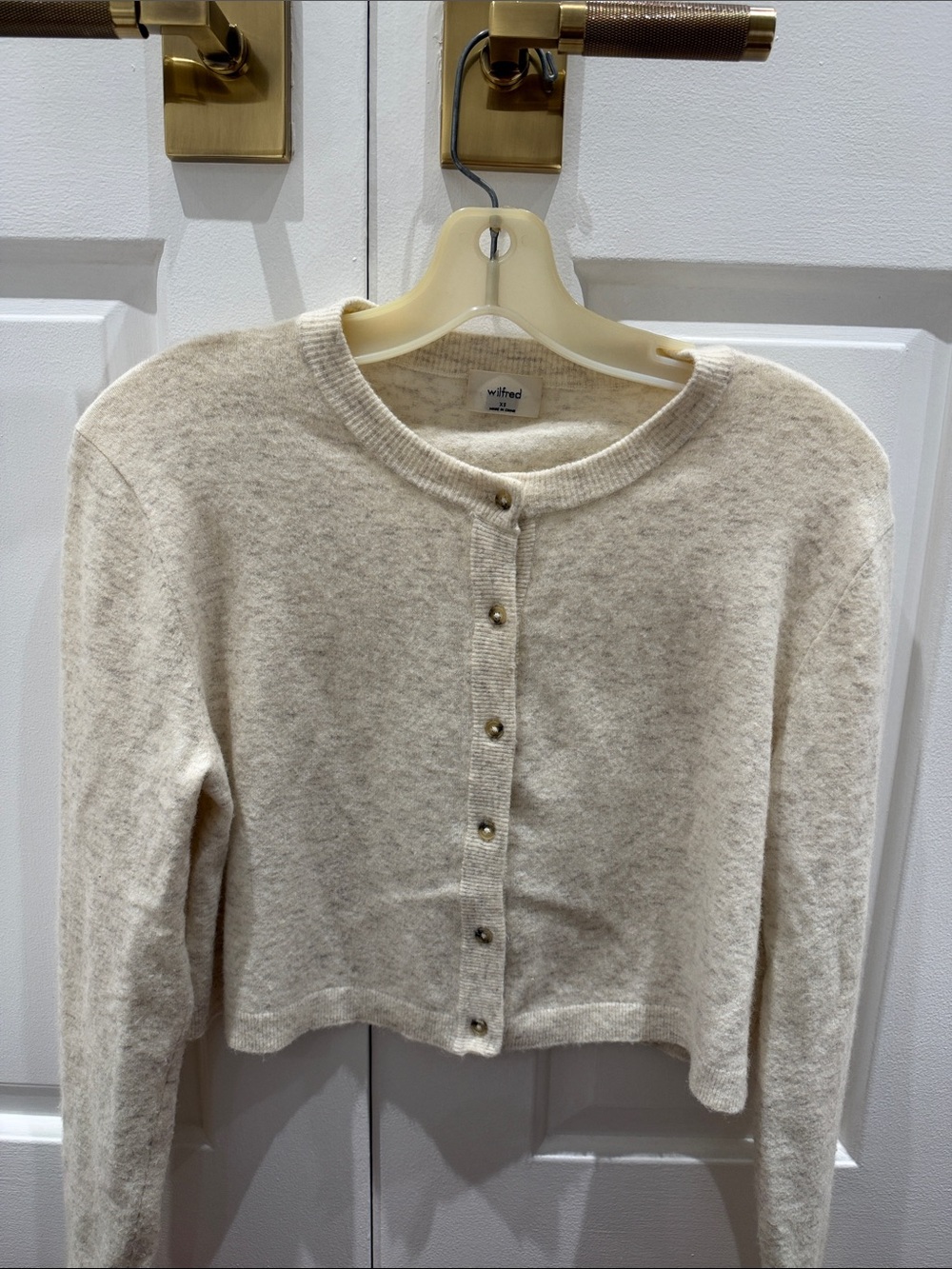 Aritzia Wilfred Soft Cream Button-Down Cropped Cardigan